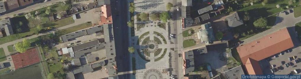 Zdjęcie satelitarne Pomnik ku czci mieszkańców miasta pomordowanych w latach 1939-