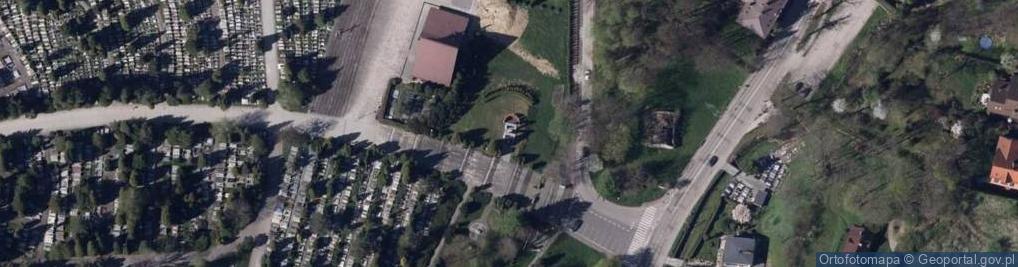 Zdjęcie satelitarne Pomnik ku czci ofiar zamordowanych w hitlerowskich więzieniach