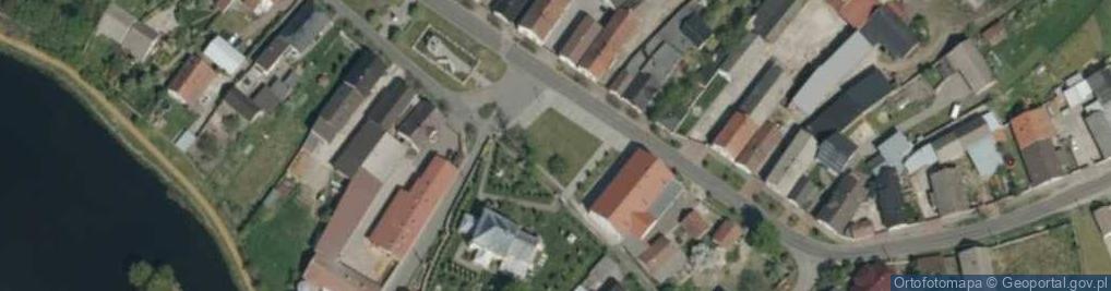 Zdjęcie satelitarne Pomnik ofiar II wojny światowej