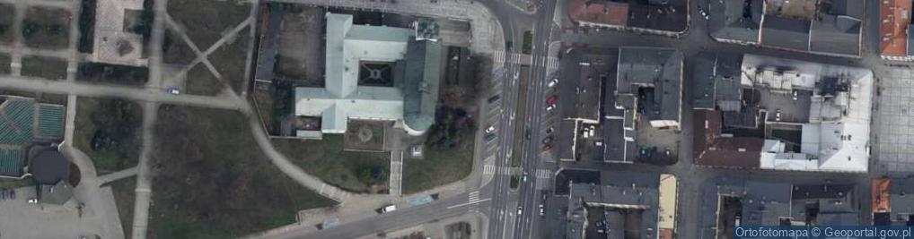 Zdjęcie satelitarne Pomnik Ofiar Katyńskich