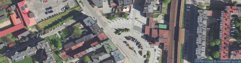 Zdjęcie satelitarne Pomnik upamiętniająca poległych w Powstaniu Styczniowym 5 maja