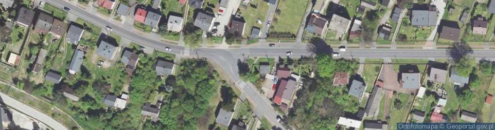 Zdjęcie satelitarne Pomnik upamiętniający 33 partyzantów oddziału Armii Krajowej o
