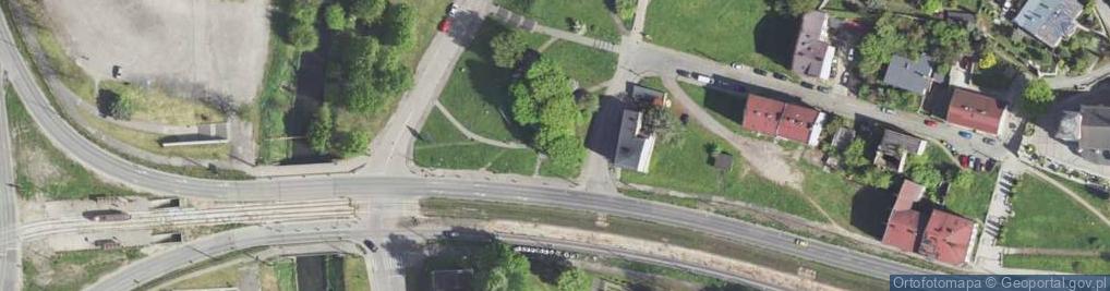 Zdjęcie satelitarne Pomnik upamiętniający żołnierzy Armii Czerwonej z 4 Korpusu Pan