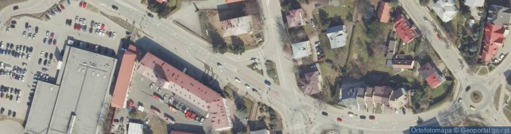 Zdjęcie satelitarne Pomnik w Hołdzie Oficerom AK