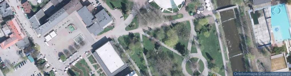 Zdjęcie satelitarne Pomnik (z płaskorzeźbą) ku czci Jana Sztwiertni, kompozytora i