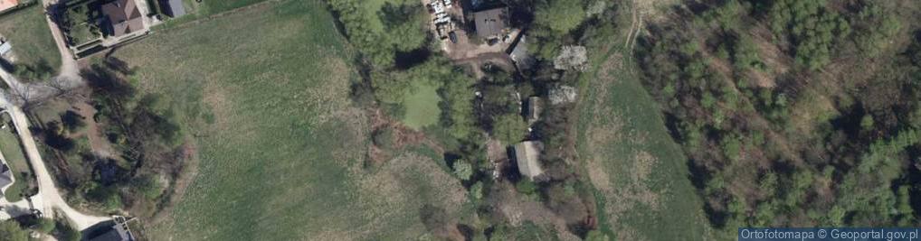 Zdjęcie satelitarne Pomnik-zbiorowy grób wojenny