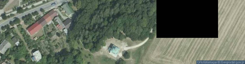 Zdjęcie satelitarne posąg św. Michała Archanioła