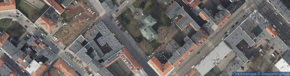 Zdjęcie satelitarne Rzeźba lew czuwający w Gliwicach