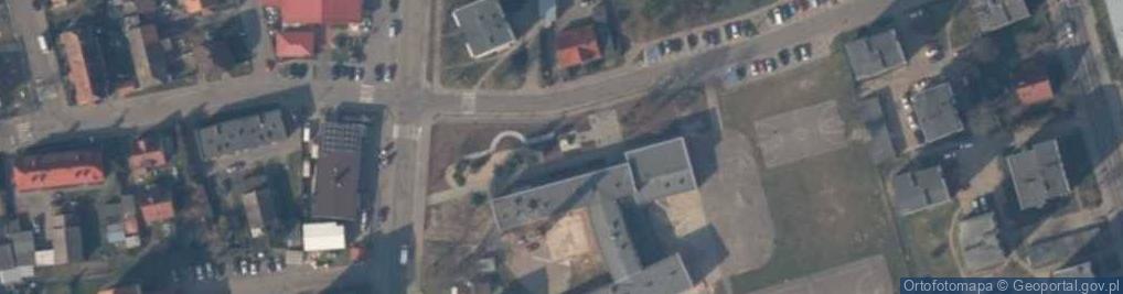 Zdjęcie satelitarne Tablica ku pamięci Marii Konopnickiej