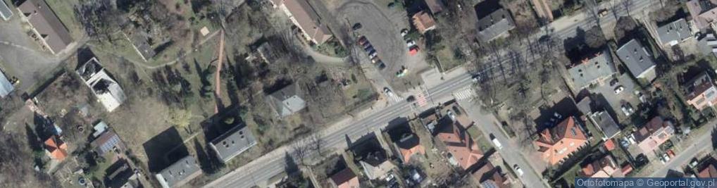Zdjęcie satelitarne Tablica- pomnik z okazji nadania szkole imienia Saperów Wojska