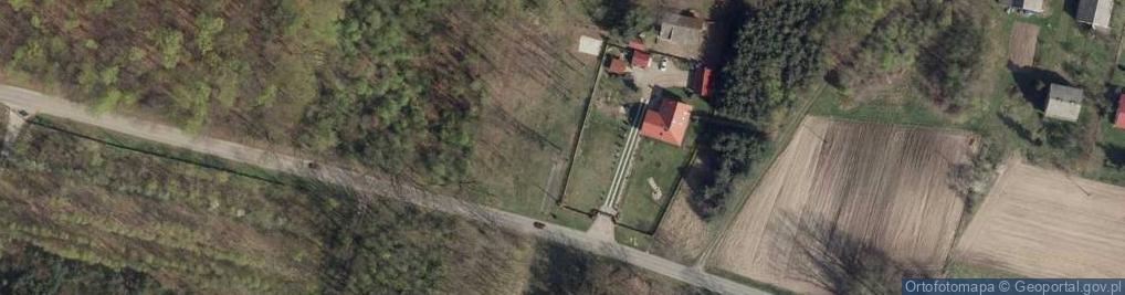 Zdjęcie satelitarne Zamordowanym mieszkańcom przez hitlerowców Szarwark