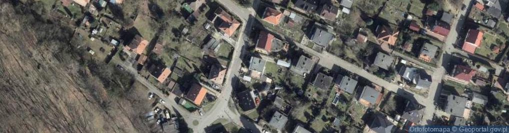 Zdjęcie satelitarne Akademia Młodego Technika