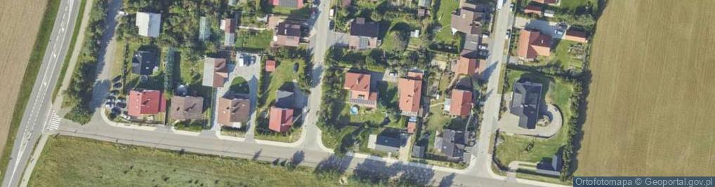 Zdjęcie satelitarne 1) Agencja Rozwoju Nieruchomości 2) Przedsiębiorstwo Geodezyjno Konsultingowe Geopol
