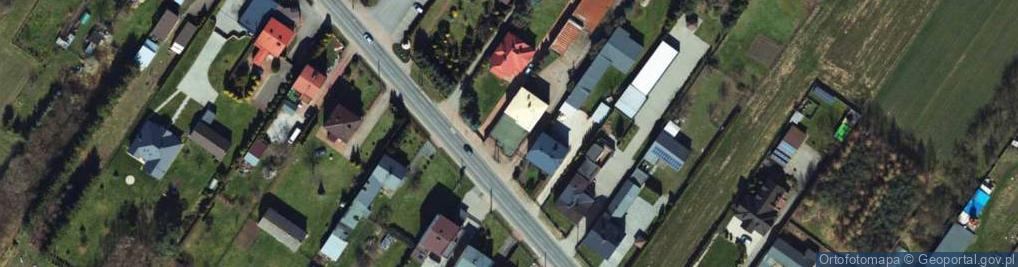 Zdjęcie satelitarne 1) Majer Kazimierz Stolarstwo, 2) P.P.U.H.Majer Kazimierz Majer, Jadwiga Majer, Ewa Majer-Sobańska, Mariusz Majer