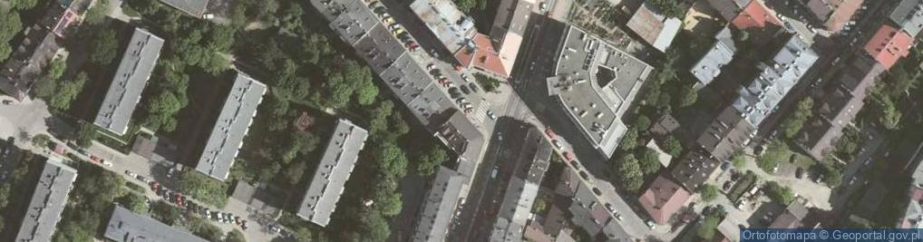 Zdjęcie satelitarne 2 B Estates