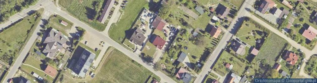 Zdjęcie satelitarne Adam Den