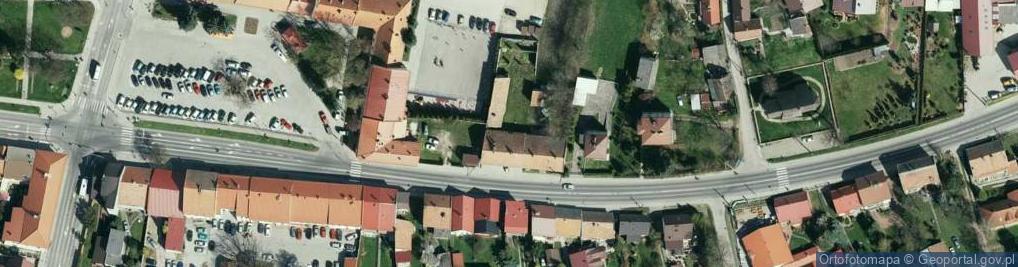 Zdjęcie satelitarne Adam Sumara 1) Przedsiębiorstwo Handlowo - Usługowe Kluczyk , 2) Firma Usługowa Jaks