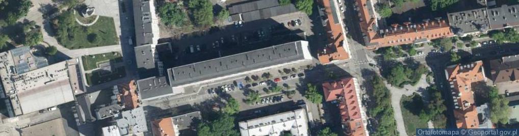 Zdjęcie satelitarne AKADEMIA EDUKACYJNA