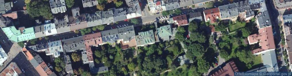 Zdjęcie satelitarne Akademia Mediów