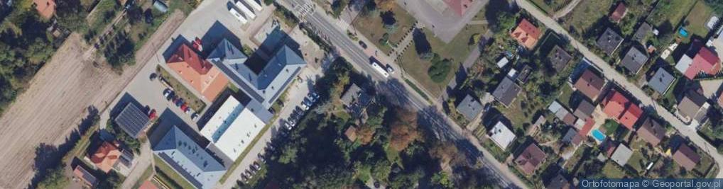Zdjęcie satelitarne Apteka "pod Modrzewiem"