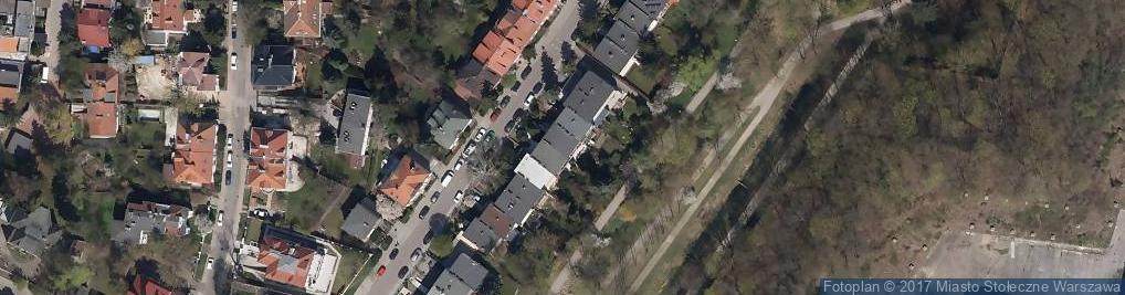 Zdjęcie satelitarne Arts & Letters