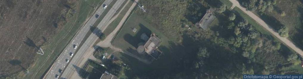 Zdjęcie satelitarne Asg Warrior Castle