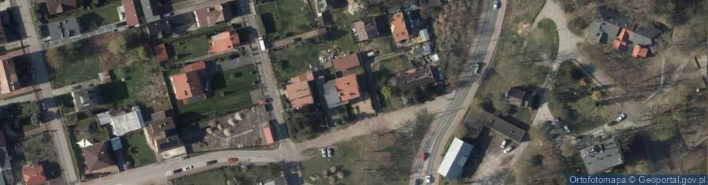 Zdjęcie satelitarne At Dachy