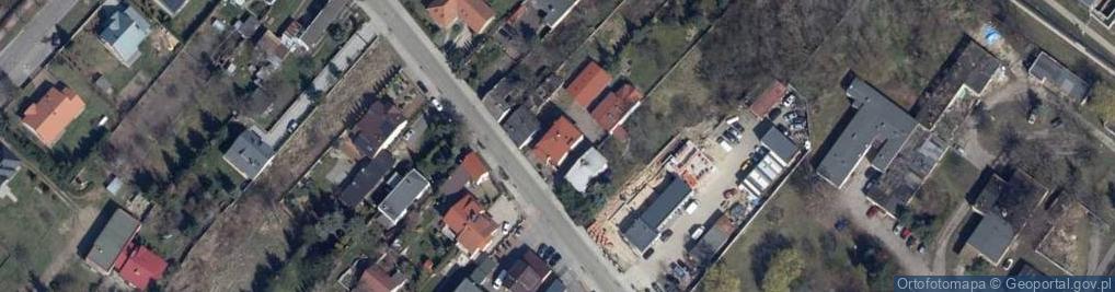 Zdjęcie satelitarne Auto Karol Oganiaczyk
