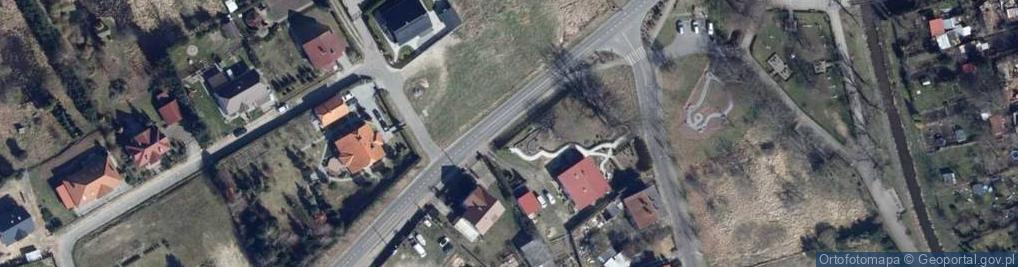 Zdjęcie satelitarne Autoplus