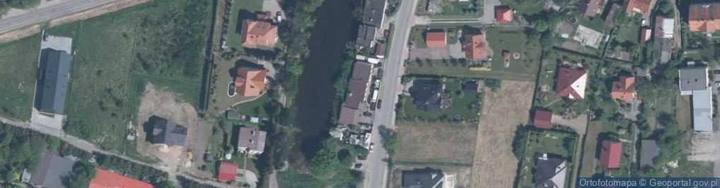 Zdjęcie satelitarne AUTO