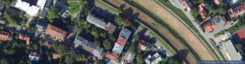 Zdjęcie satelitarne Awans