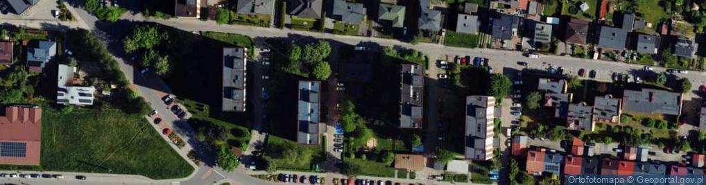 Zdjęcie satelitarne B&M