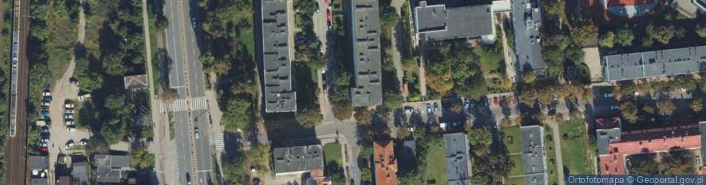 Zdjęcie satelitarne B O Trans