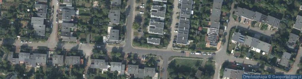 Zdjęcie satelitarne Bartek Nikisch Ceramikus Polska