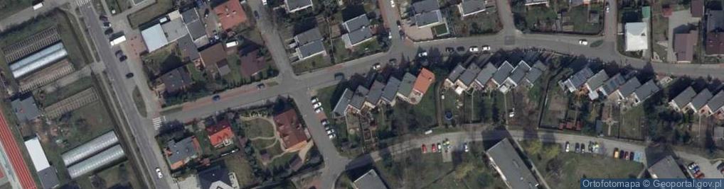 Zdjęcie satelitarne Bud-Dach