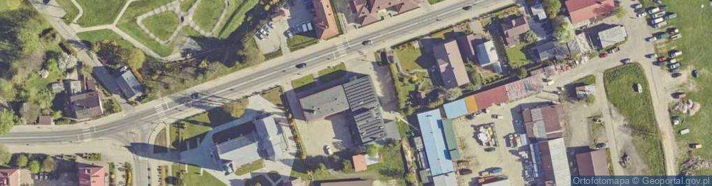 Zdjęcie satelitarne Carla Pawilon Handlowy