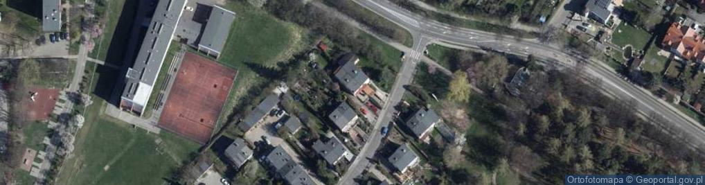 Zdjęcie satelitarne Centrum Doradztwa Finansowo Ubezpieczeniowego Renesans