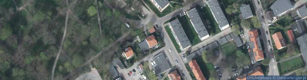 Zdjęcie satelitarne Centrum Kształcenia Intensywnego Scientia A Piątkowski J Tułaczyk