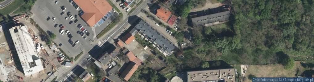 Zdjęcie satelitarne Centrum Kształcenia Medycznego Lukmed