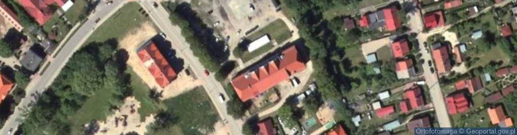 Zdjęcie satelitarne Centrum Kultury Kłobuk w Mikołajkach