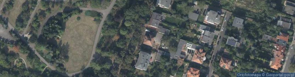 Zdjęcie satelitarne Centrum Nauczania Języków Obcych