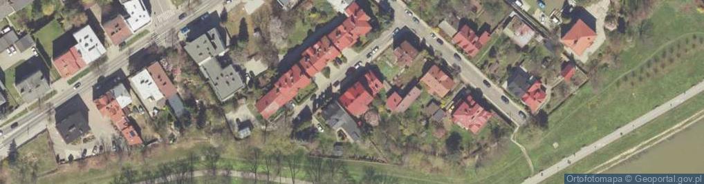 Zdjęcie satelitarne Centrum Rozwoju Edukacji Maximus