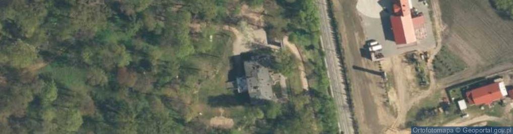 Zdjęcie satelitarne Chateau Małków