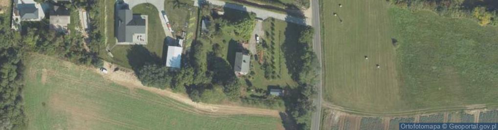 Zdjęcie satelitarne Color Glass Maja Kwiatkowska Sebastian Łaskawiec