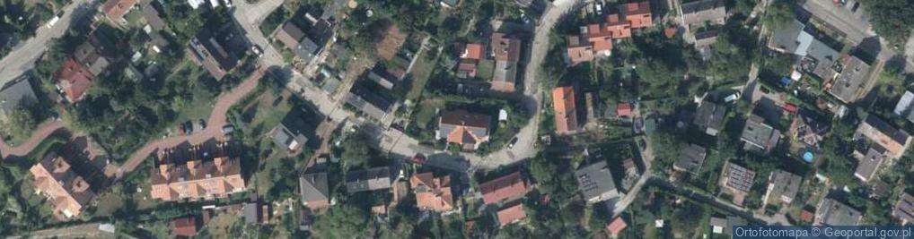 Zdjęcie satelitarne Contra - Katarzyna Wołkowicz-Kowalczyk