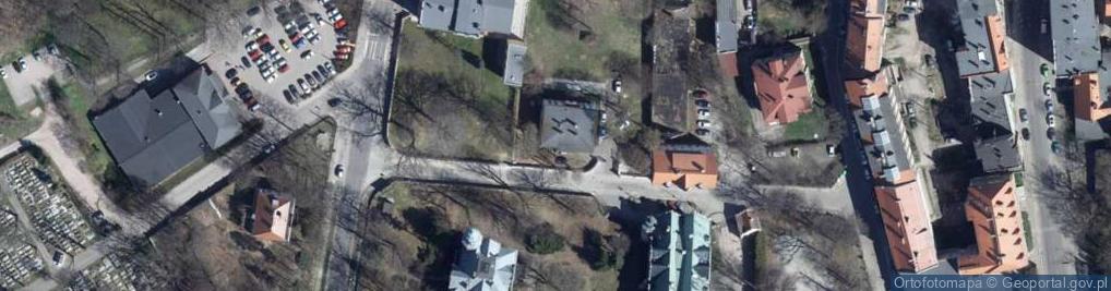 Zdjęcie satelitarne Dariusz Domagała Parking Strzeżonymarco 2.Komplex 3.Telewizja Wałbrzych