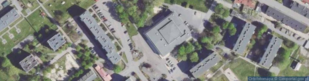 Zdjęcie satelitarne Dom Kultury w Ozimku