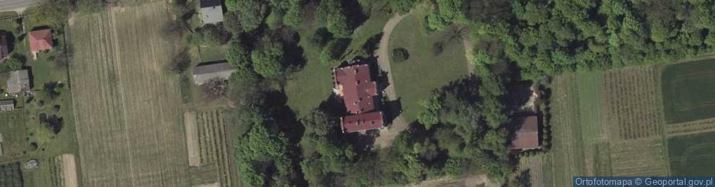 Zdjęcie satelitarne Dom Muzyki w Kraczewicach