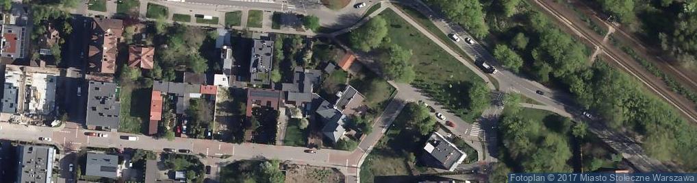 Zdjęcie satelitarne Dorota Jasiowka Ép.Lagarde - Chateau De La Brunette - www.120butelek.pl