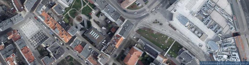 Zdjęcie satelitarne Dyniakowski Kształcenia Kierowców Akces